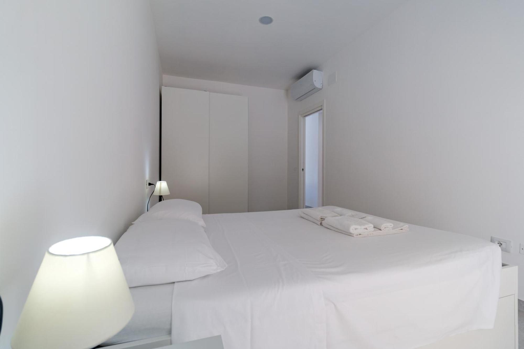 Appartamento Perla Bianca, Con Wifi E Air Con Cala Gonone Kültér fotó