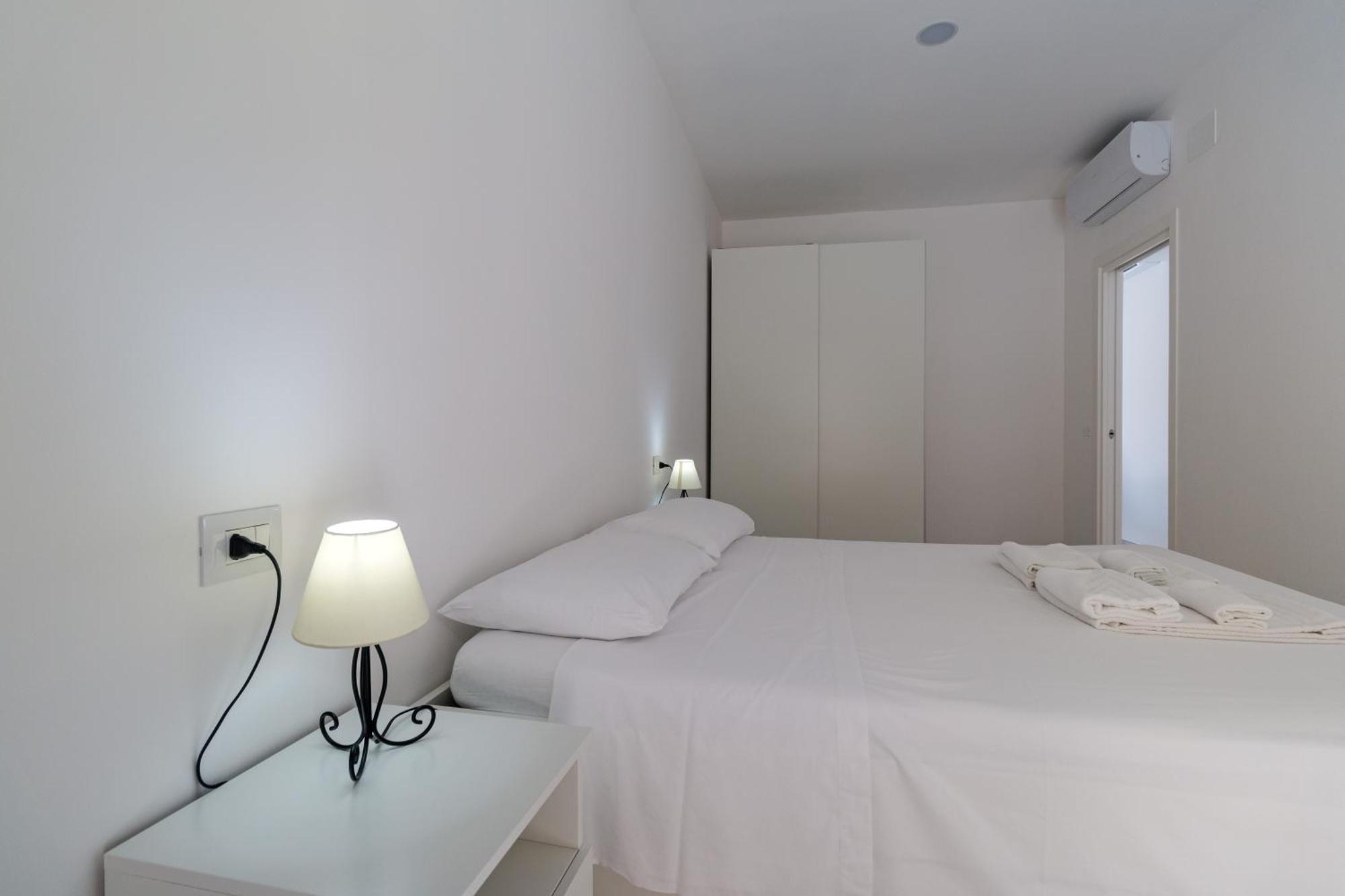 Appartamento Perla Bianca, Con Wifi E Air Con Cala Gonone Kültér fotó